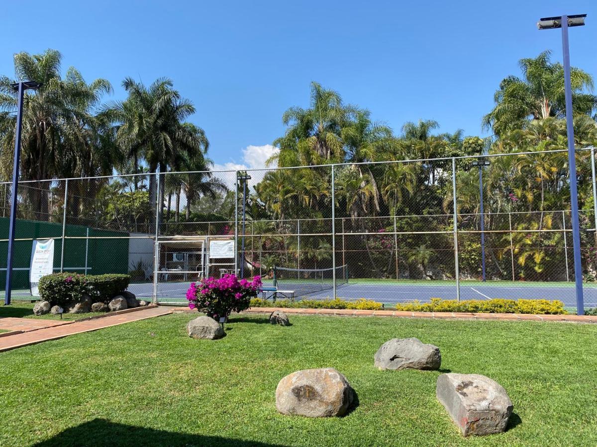 Bed & Tennis - Vista Hermosa Куэрнавака Экстерьер фото